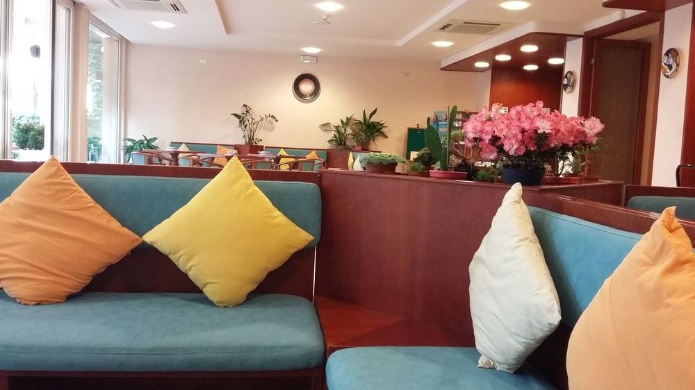 Condor Hotel 3*